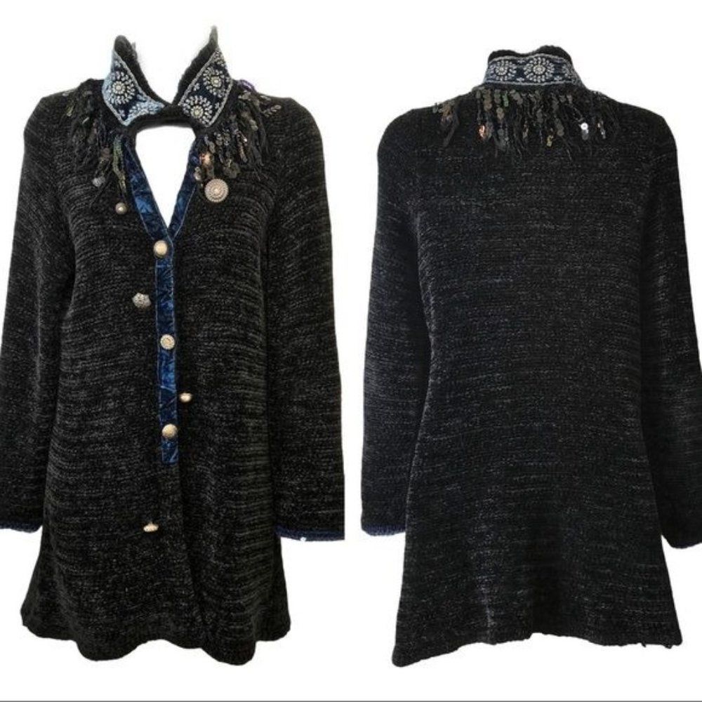 Textured Black Knit Cardigan with Embellished Collar